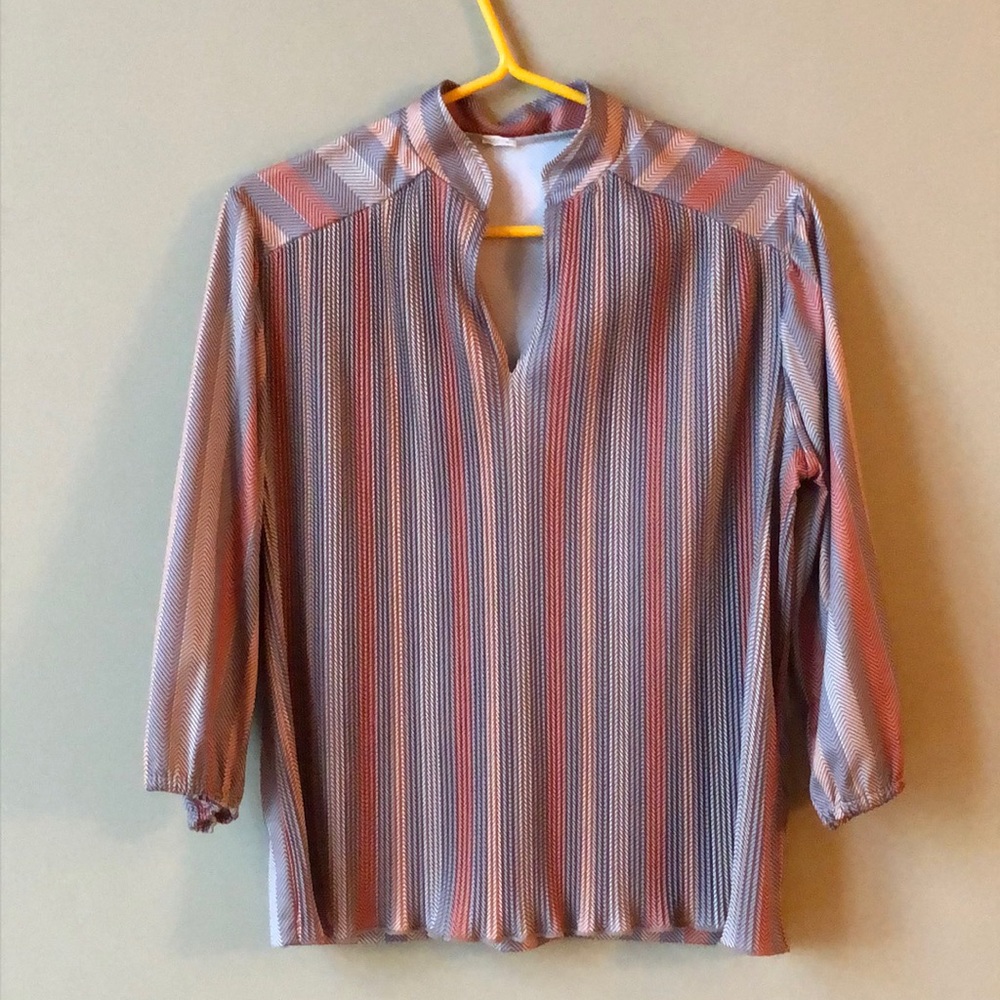 Vintage Blouse ⭐️ Colourful & Geometric 3/4 Sleeve